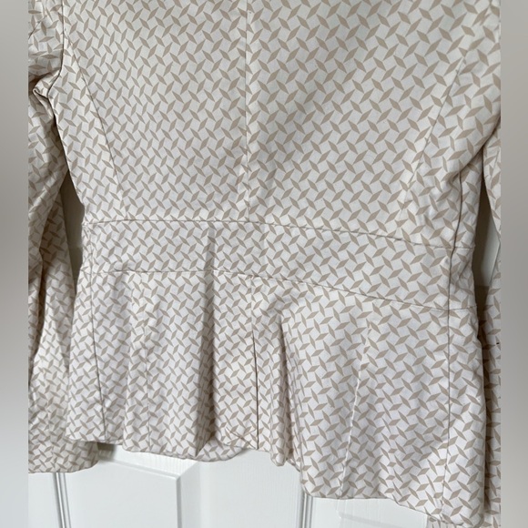 New York & Company Cream Tan Blazer Tailored Fit - Picture 6 of 6